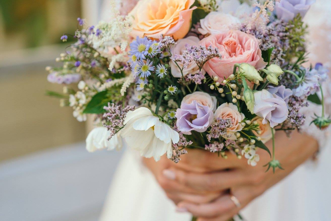 festival wedding flowers