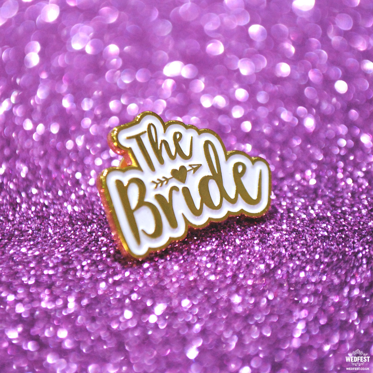 bride to be hen night badge lapel pin
