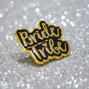 classy-hen-party-accessories-bride-tribe-pin-badges