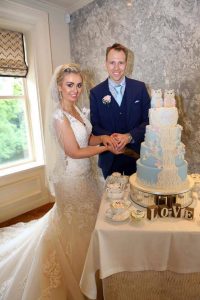 owl themed wedding cake