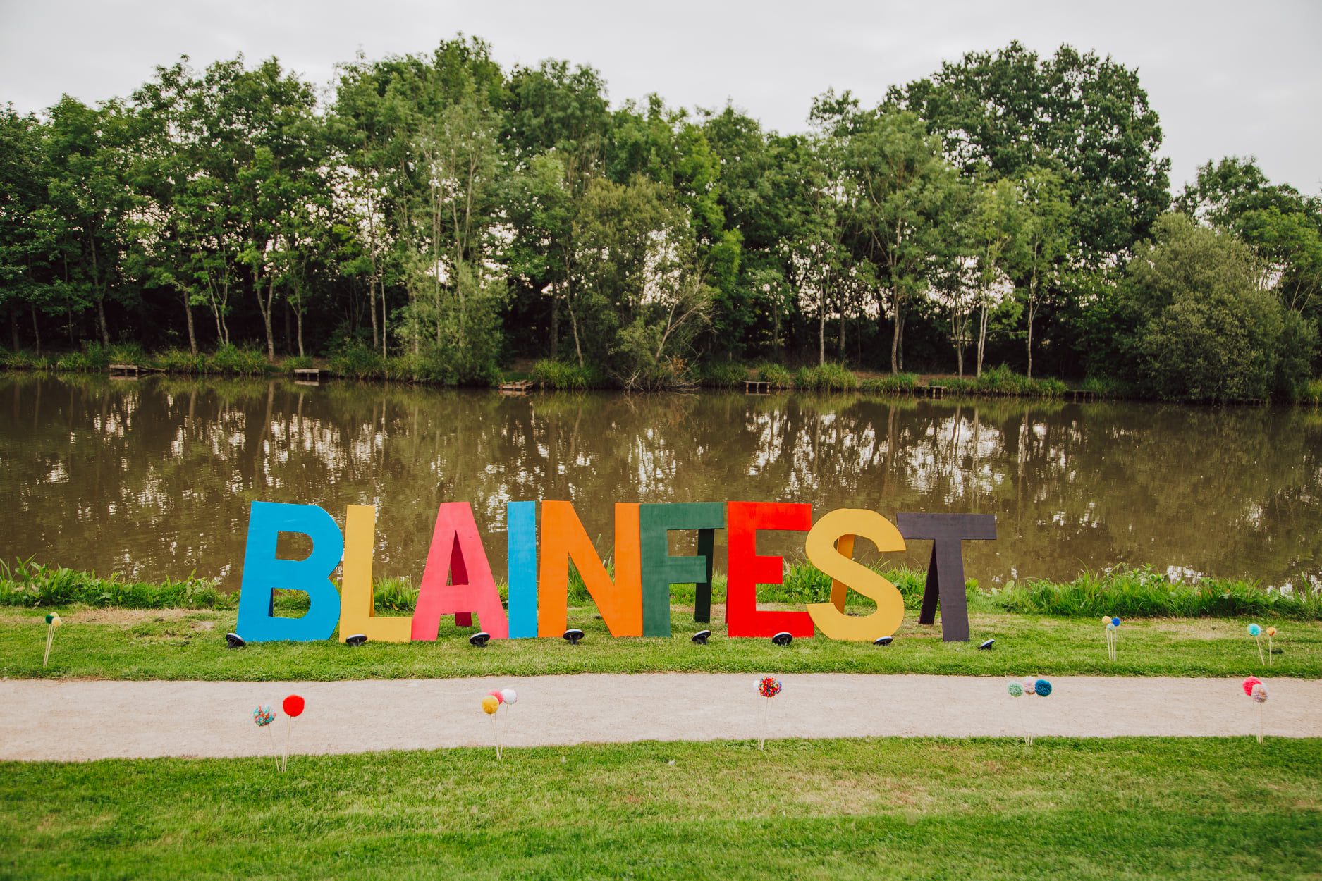 blainfest festival wedding signage